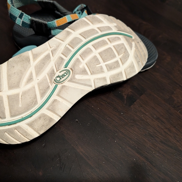 Chaco Women's 6, Green/Orange Woven Double Strap Sandals - Picture 5 of 5